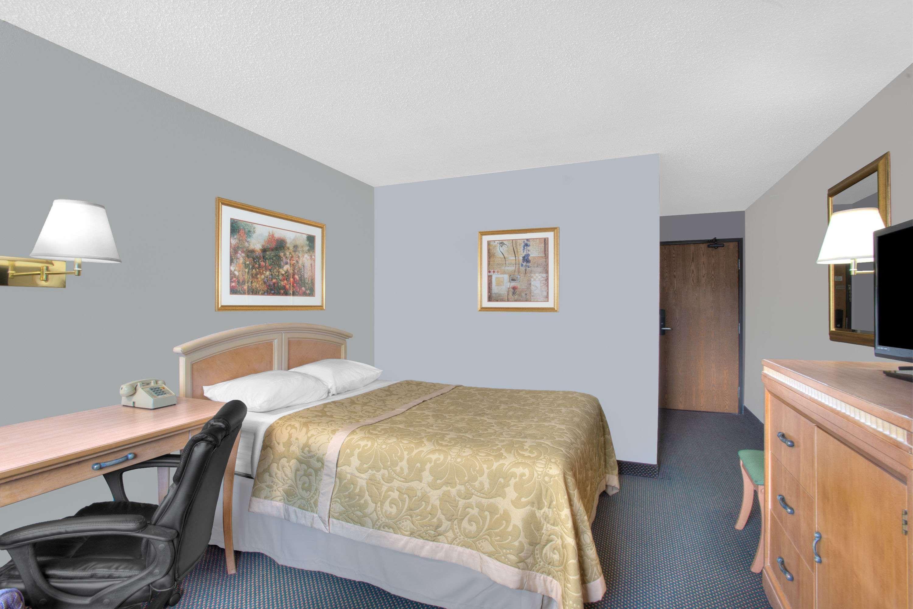 Super 8 By Wyndham Augusta Hotel Eksteriør billede